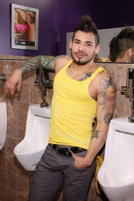 Black homosexuals and a hot tattooed Mexican pose naked in the toilet