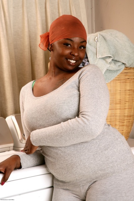 Ebony BBW Pics