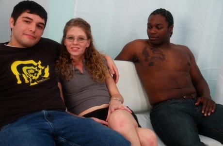Nerdy pornstar cuckolds her cute hubby with a black bull in IR action